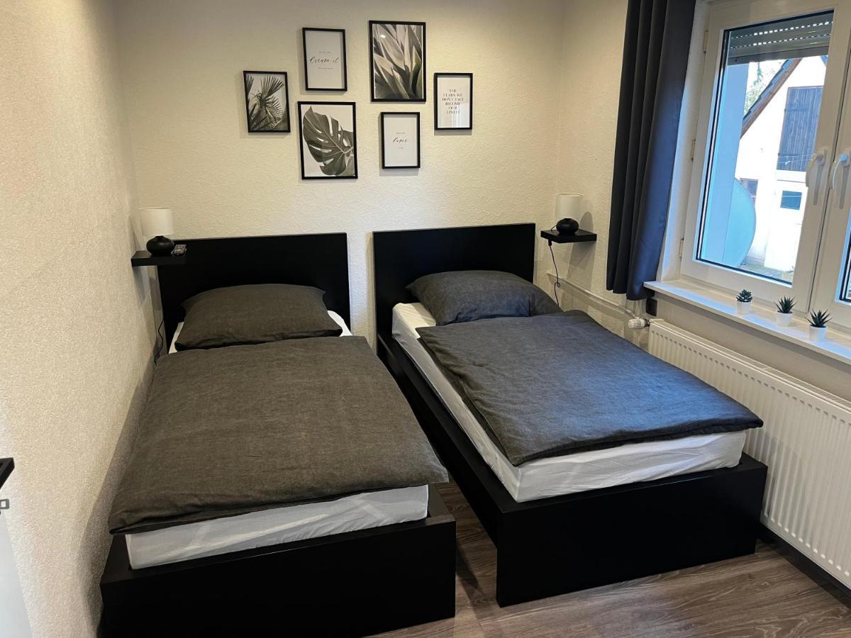 Ferienwohnung Am See Dillich - Ruhige Lage - Eigener Garten - Direkt Neben Einem Natursee 보르켄 외부 사진
