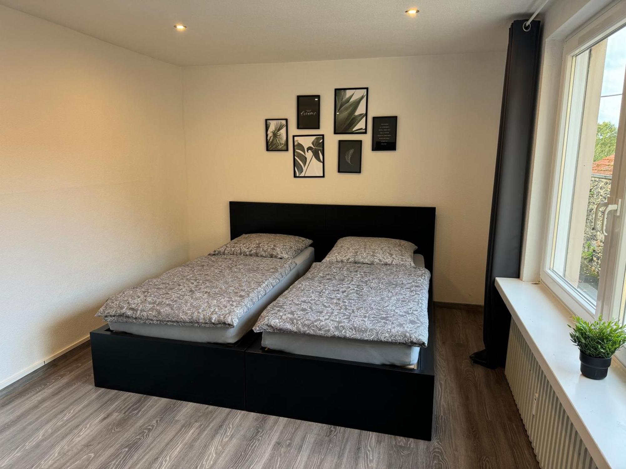 Ferienwohnung Am See Dillich - Ruhige Lage - Eigener Garten - Direkt Neben Einem Natursee 보르켄 외부 사진