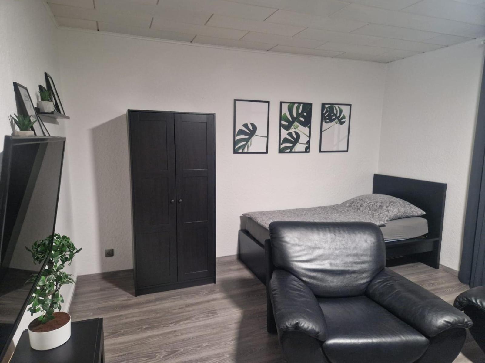 Ferienwohnung Am See Dillich - Ruhige Lage - Eigener Garten - Direkt Neben Einem Natursee 보르켄 외부 사진